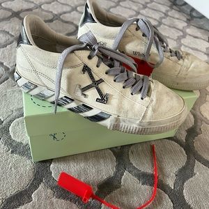 Off-White sneakers size 40